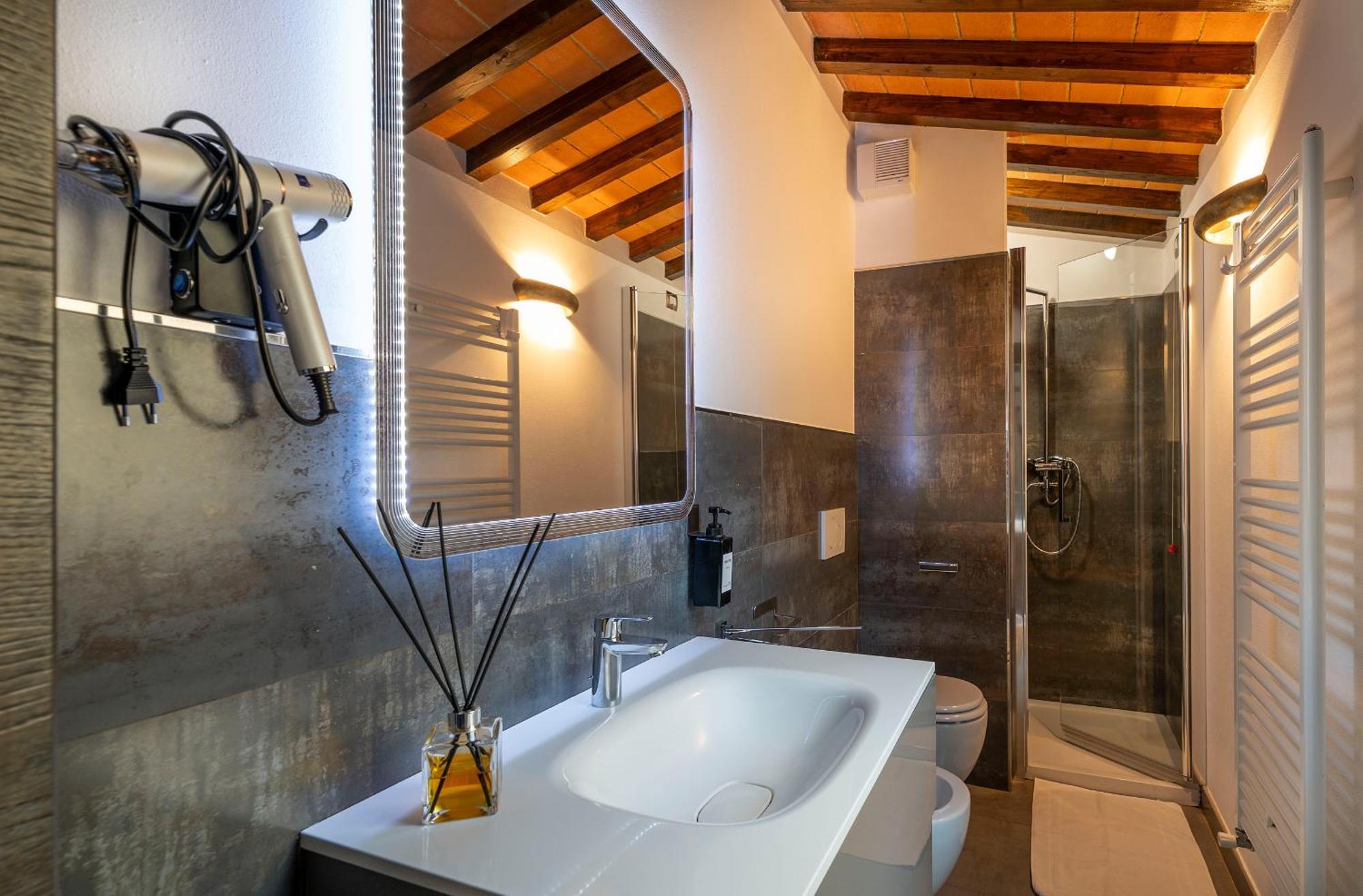 La Finestra D'Arezzo Apartment Bagian luar foto